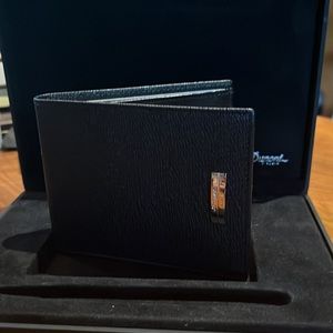 S.T. Dupont bifold leather wallet in black